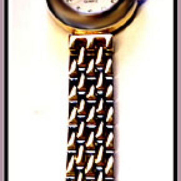Ladies\' Wrist Gold Color Watch Japan